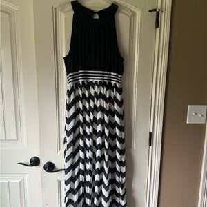 Black and White Maxi dress
